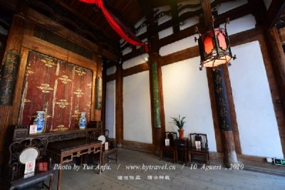 A Cultural Odyssey: Experience Jinhua Yaduancun Gu Jianzhuqun Like a Local