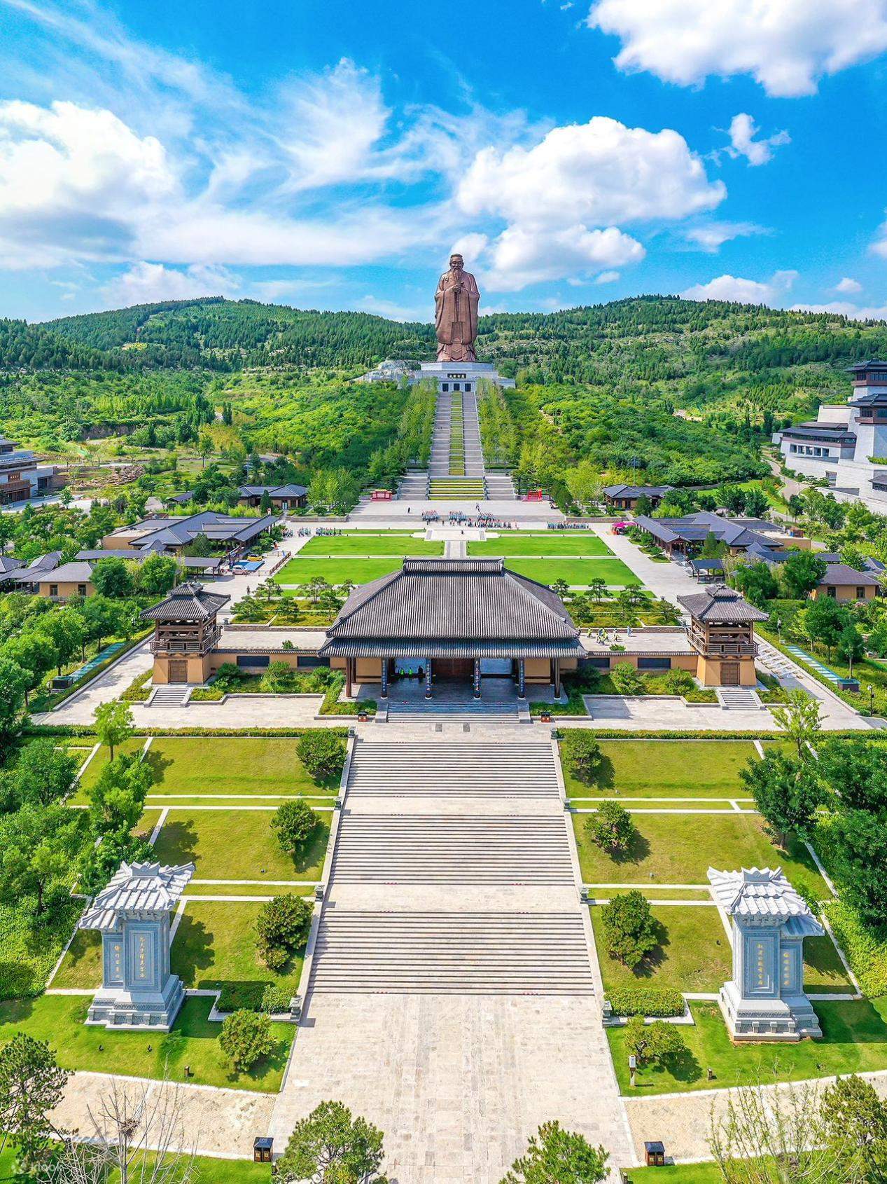 A scenic view of Jining Yanmiao