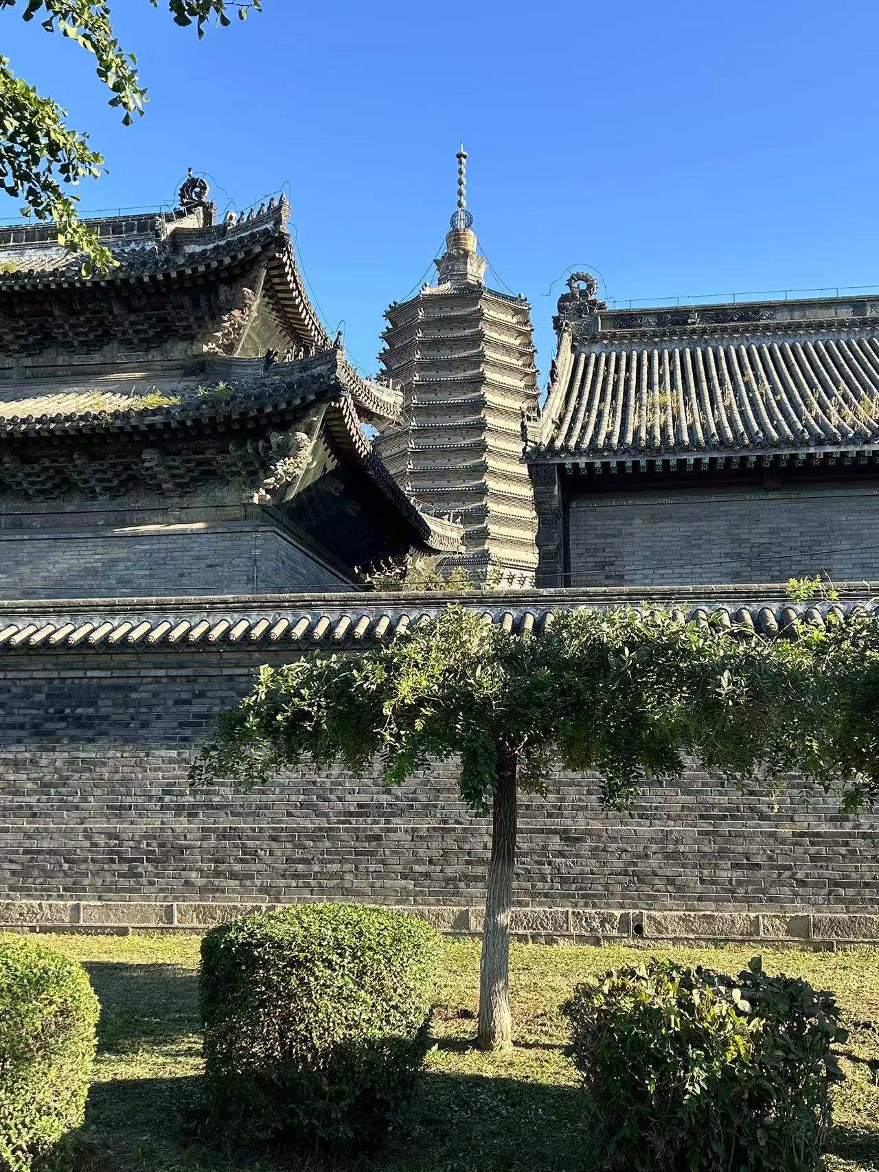 A scenic view of Jinzhou Guangningcheng