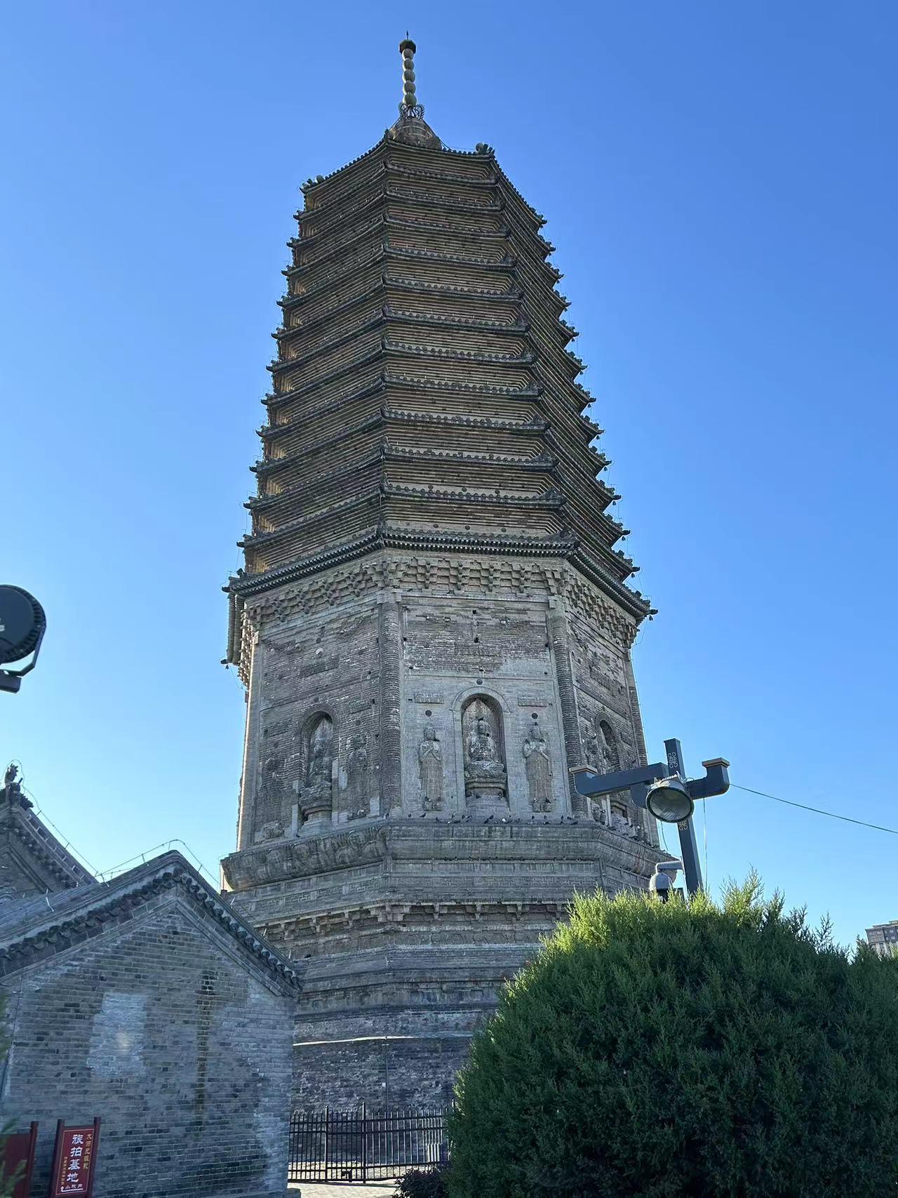 A scenic view of Jinzhou Guangningcheng
