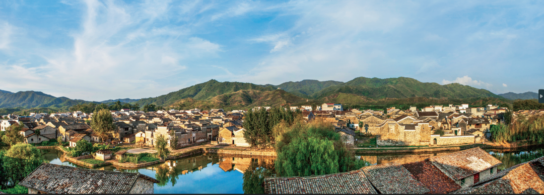 A scenic view of Jiujiang Shizhongshan Gujianzhu Shike