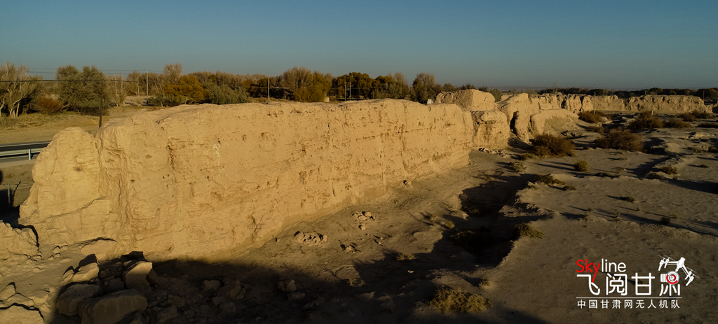 A scenic view of Jiuquan Pochengzi Yizhi