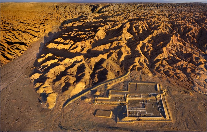 Discover the Enigmatic Jiuquan Xuanquanzhi Yizhi: A Journey Through History in Gansu