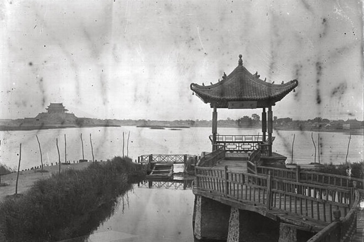A scenic view of Kaifeng Duangangyizhi