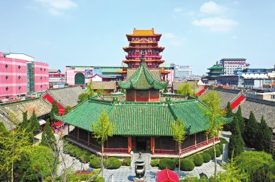 A scenic view of Kaifeng Xiangguosi