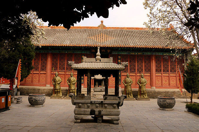 A scenic view of Kaifeng Zhuxianzhenyuefeimiao