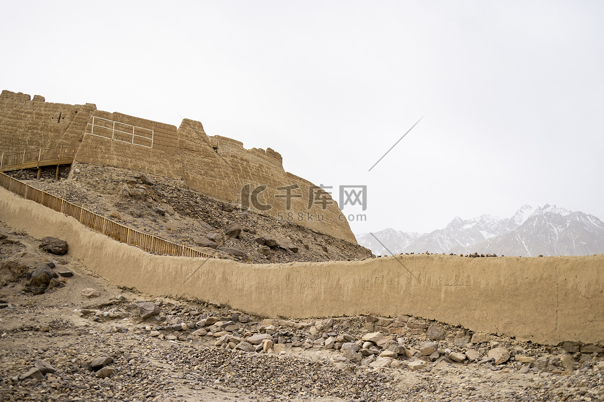 A scenic view of Kashgar Shitoucheng Yizhi