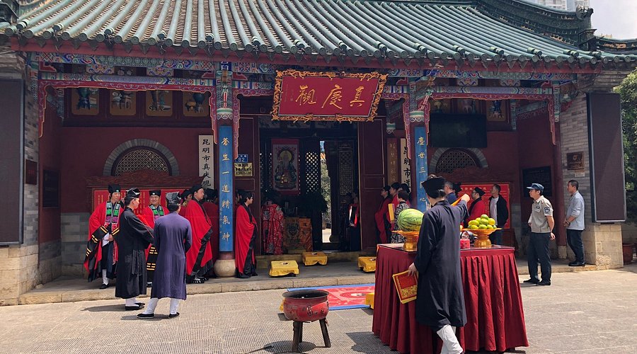 A scenic view of Kunming Zhenqingguan Gujianzhuqun