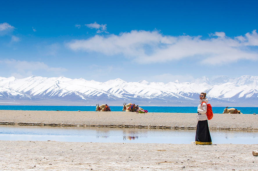 A scenic view of Lasa Lalu Pozhang