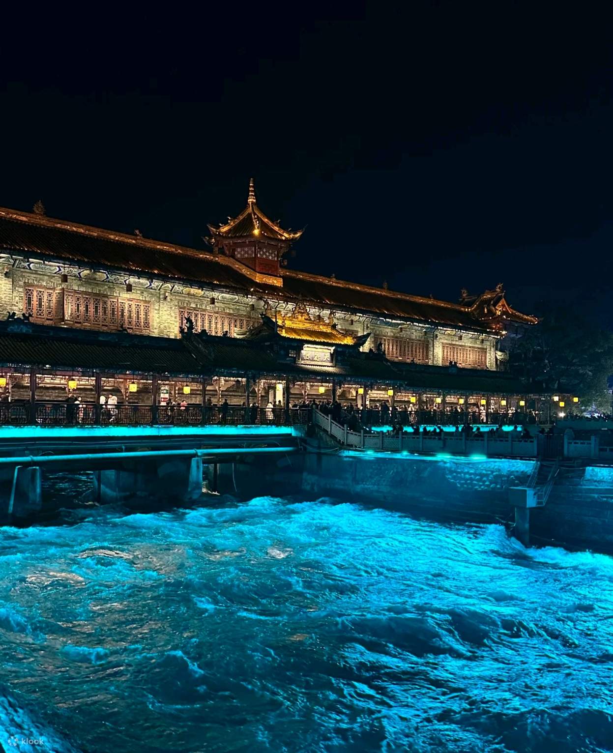 A scenic view of Leshan Lidui