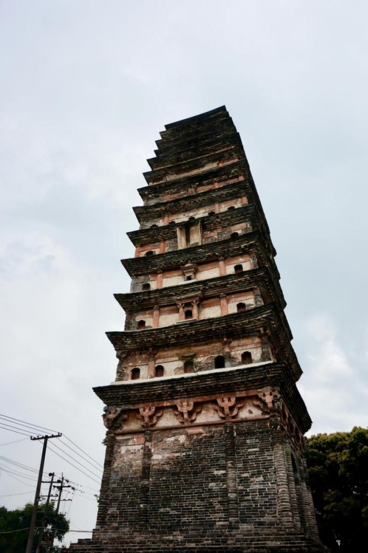 Exploring Leshan Sanjiang Baita: A Hidden Gem in Sichuan’s Scenic Beauty