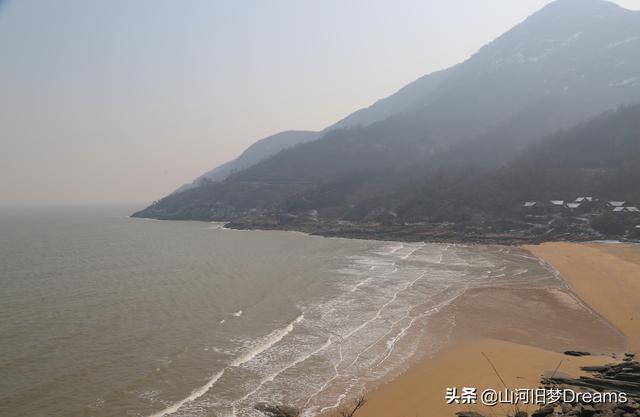 A scenic view of Lianyungang Dongliandao Donghai Langya Junjieyu Keshi