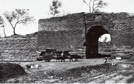 A scenic view of Liaoyang Dongjingling