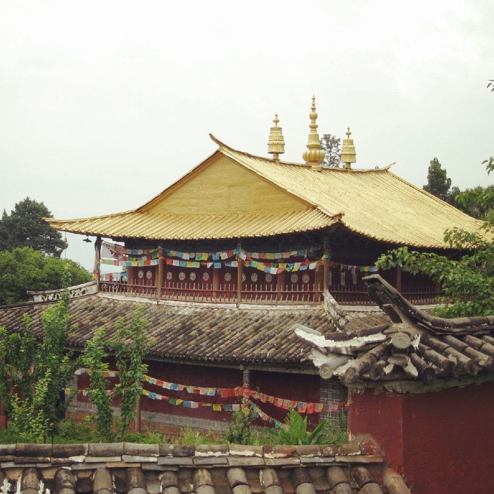 A scenic view of Lijiang Pujisi