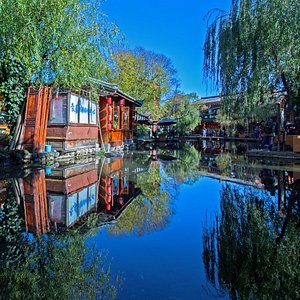 A scenic view of Lijiang Pujisi