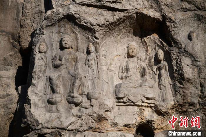 A scenic view of Linfen Guajiashan Cliff Statue