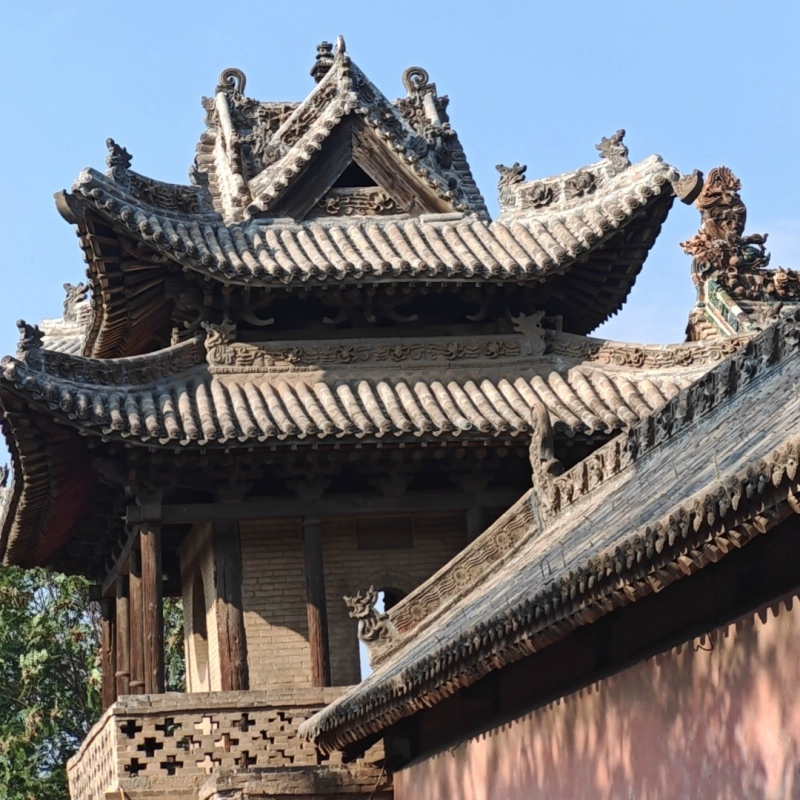 A scenic view of Linfen Pujing Temple
