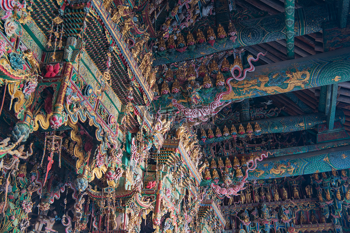 A scenic view of Linfen Pujing Temple
