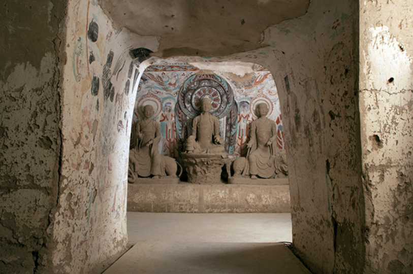 A scenic view of Linfen Yingli Thousand Buddha Grottoes
