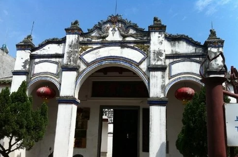 Exploring Lingshui Xian Suweiai Zhengfu Jiuzhi: Top Tips for an Unforgettable Visit