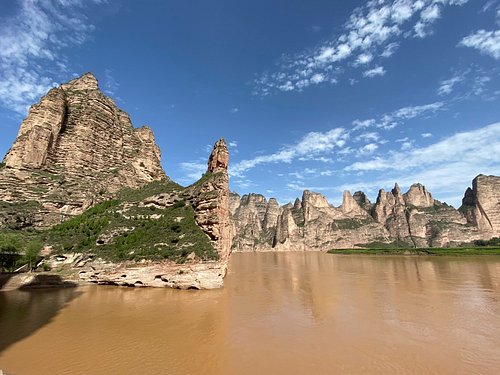 A scenic view of Linxia Bianjialin Yizhi