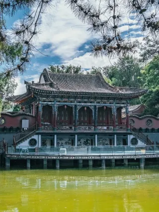 A scenic view of Linxia Qijiaping Yizhi