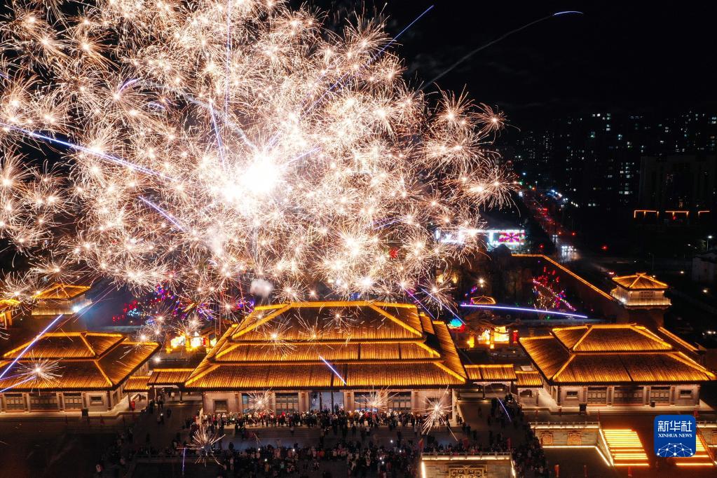 A scenic view of Linyi Tanguo Gucheng