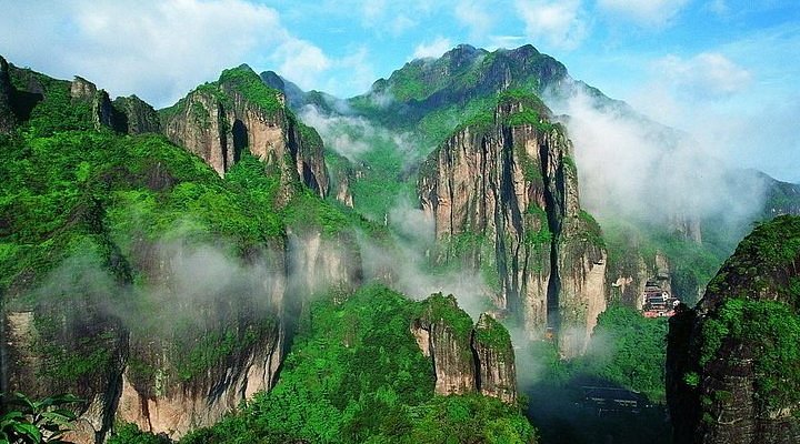 A scenic view of Lishui Nanmingshan Moya Tike