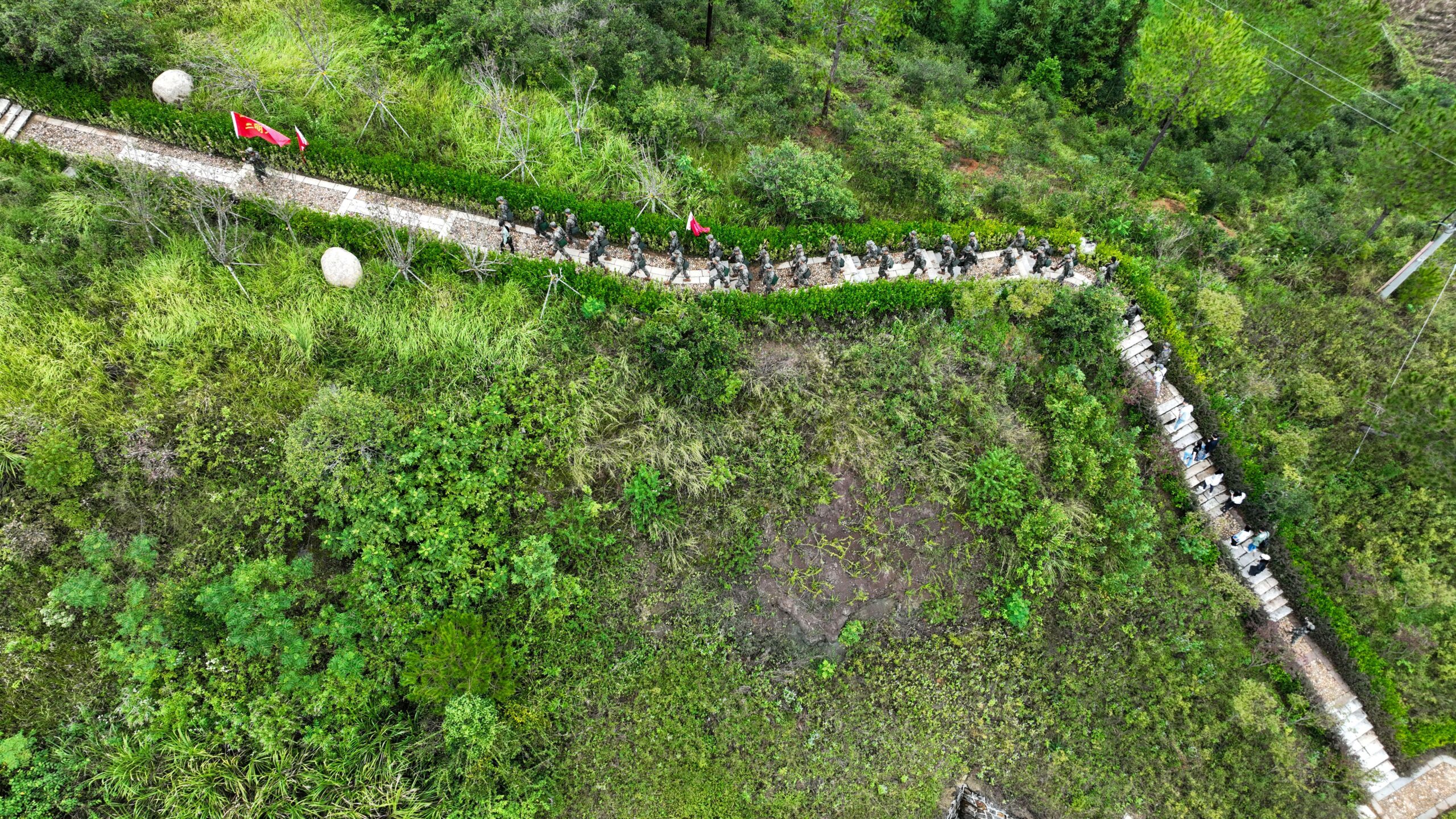 A scenic view of Longyan Hongjiujun Changzheng Chufadi