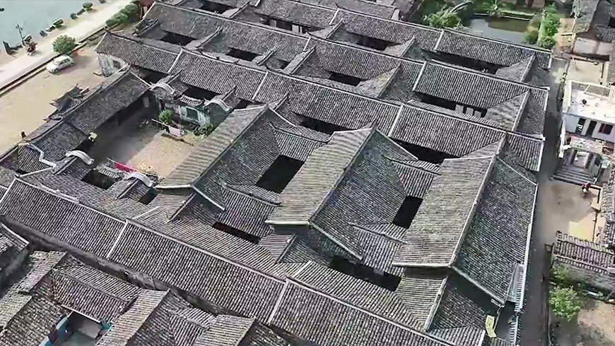 A scenic view of Longyan Peitiancun Gu Jianzhuqun