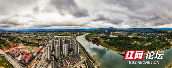 A scenic view of Loudi Xinhua Beita
