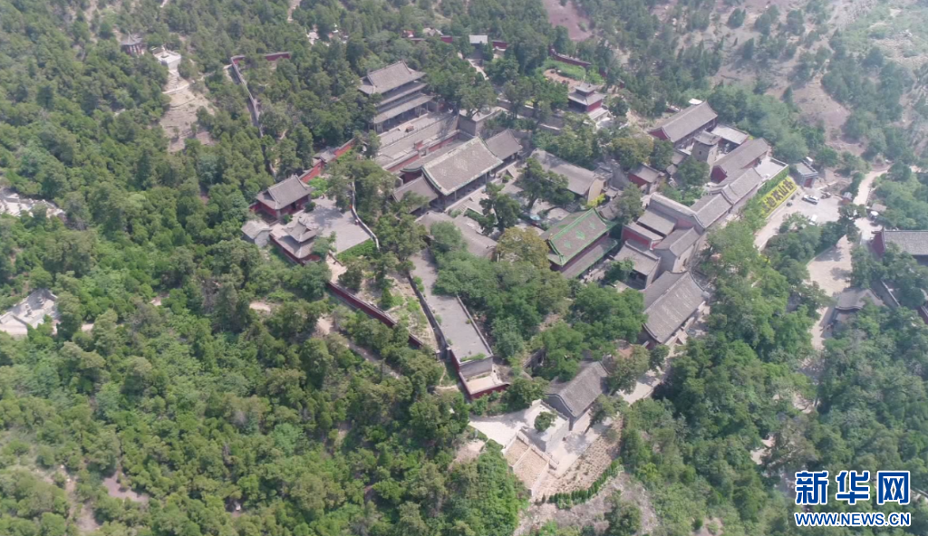 A scenic view of Luliang Guashan Tianning Temple