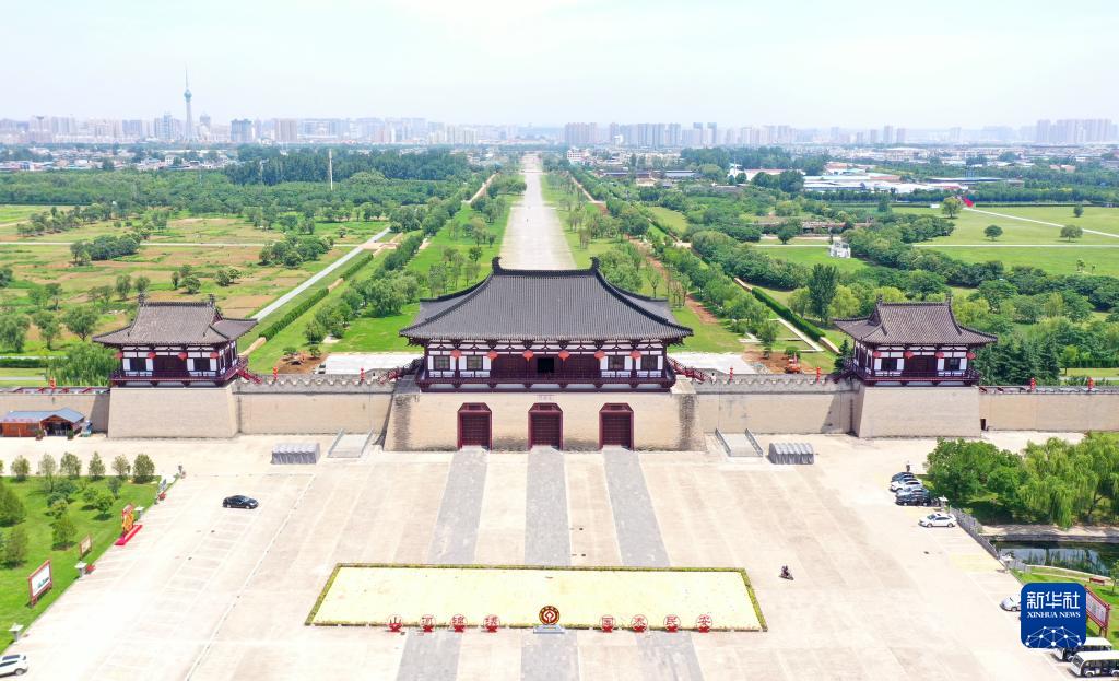 A scenic view of Luoyang Dongzhouwangcheng