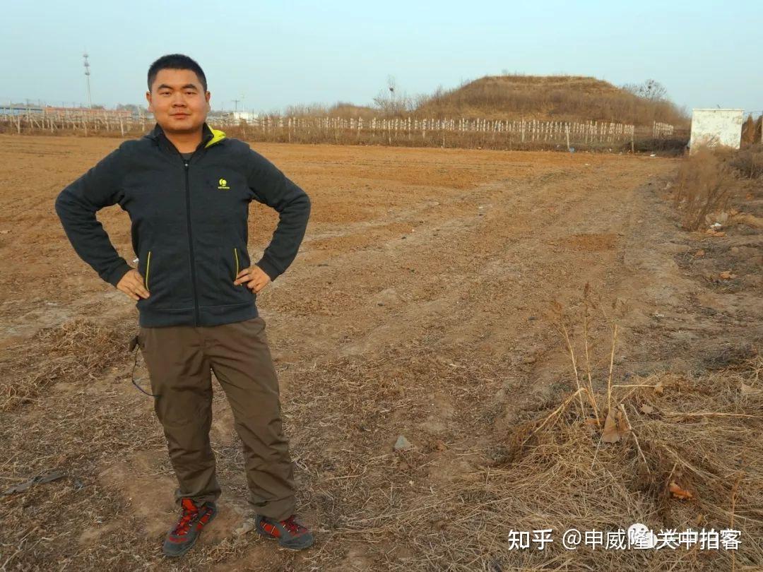 A scenic view of Luoyang Luonandonghandiling
