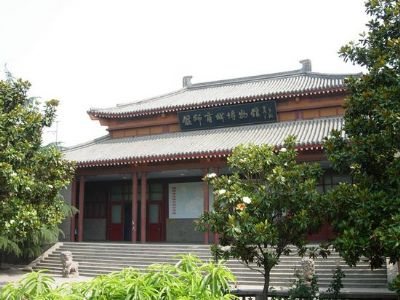 A scenic view of Luoyang Yanshijiulongmiao