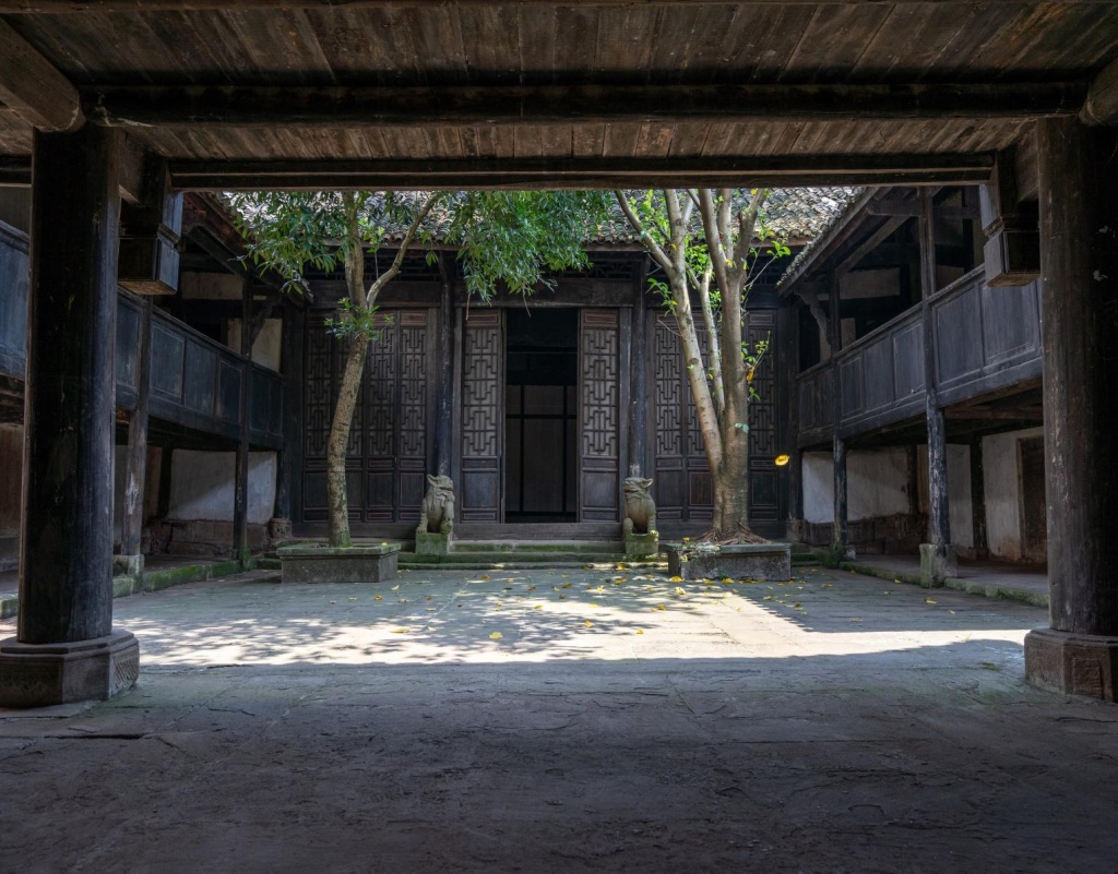 A scenic view of Luzhou Fubao Gujianzhuqun