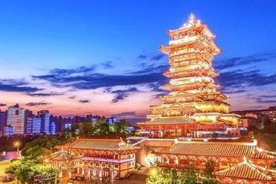 A scenic view of Mianyang Hebian Jiulongshan Yamuqun