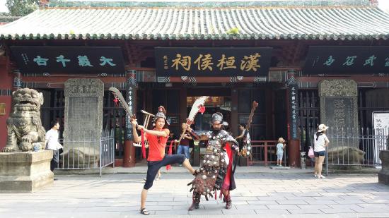 Discover the Enchantment of Nanchong Zhanghuanhou Ci: A Cultural Gem in Sichuan