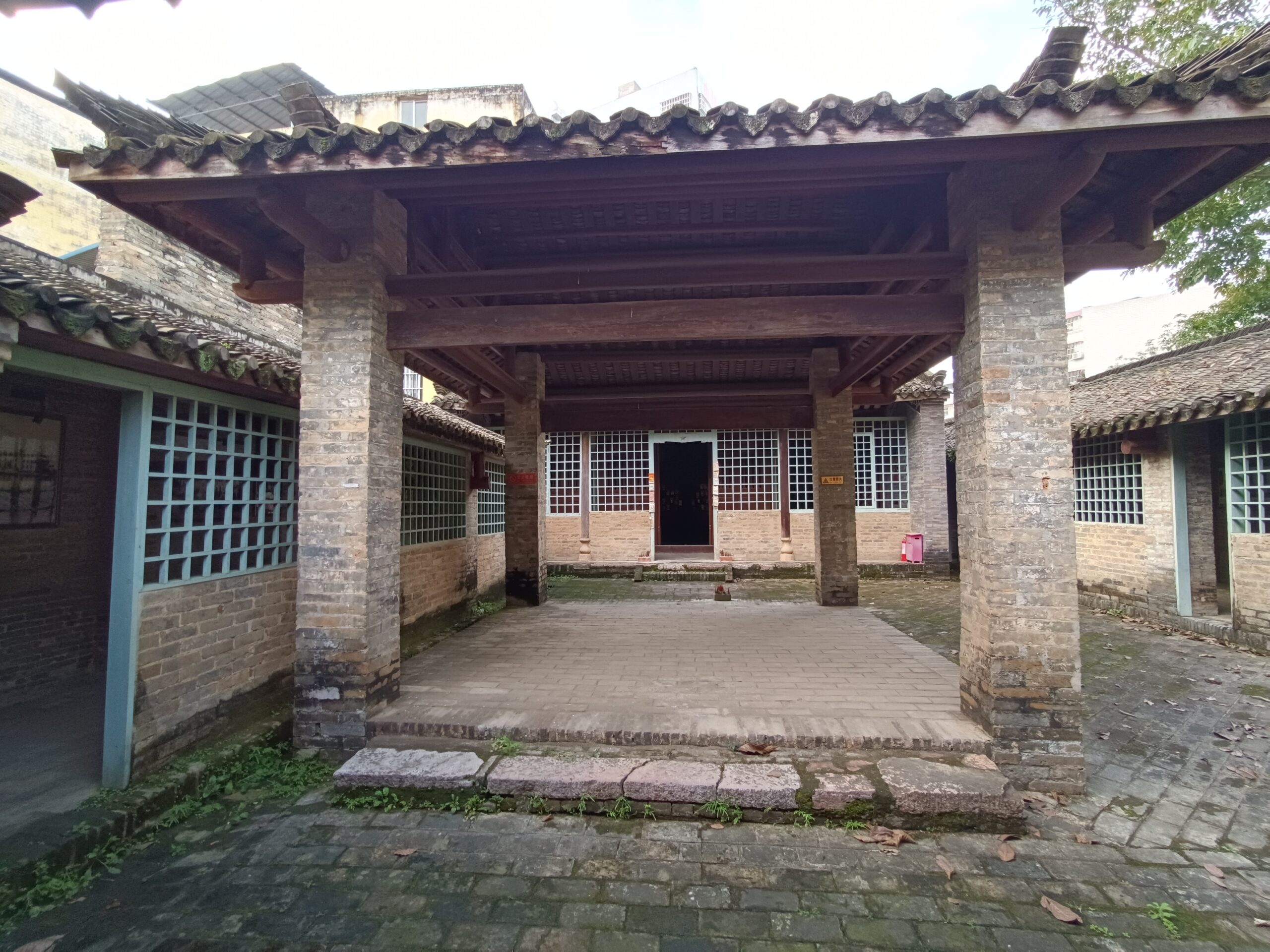 A scenic view of Nanning Yucai Xuexiao Jiuzhi