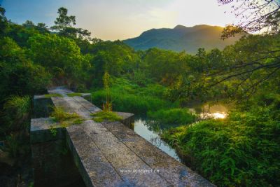 A scenic view of Nanping Wuyishan Min Gan Guyidao
