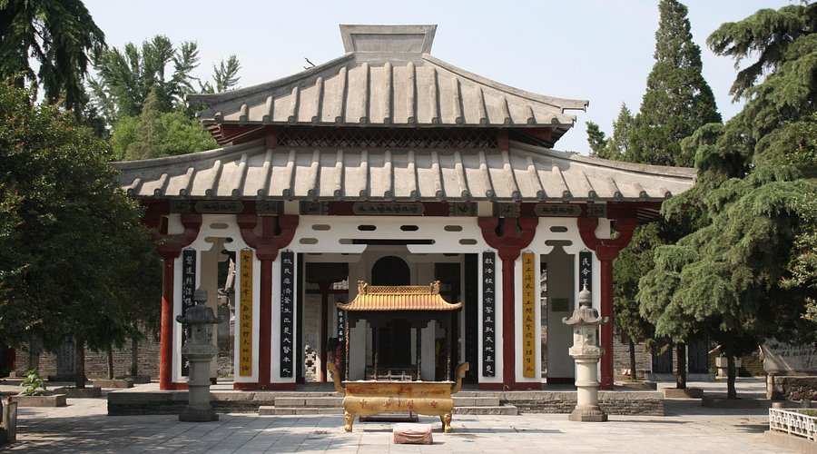A scenic view of Nanyang Zhangzhongjingmujiaci