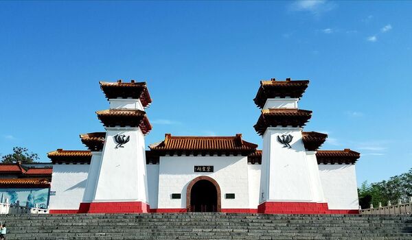 A scenic view of Nanyang Zhangzhongjingmujiaci