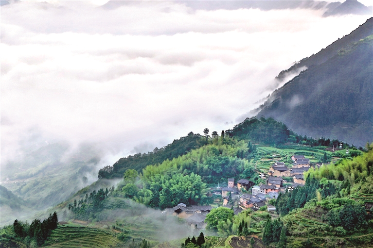 A scenic view of Ningde Fengqi Wushi Dazhai
