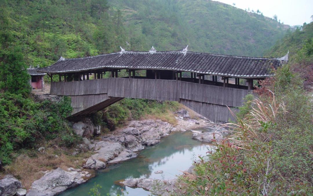 A scenic view of Ningde Mindongbei Langqiao Qun