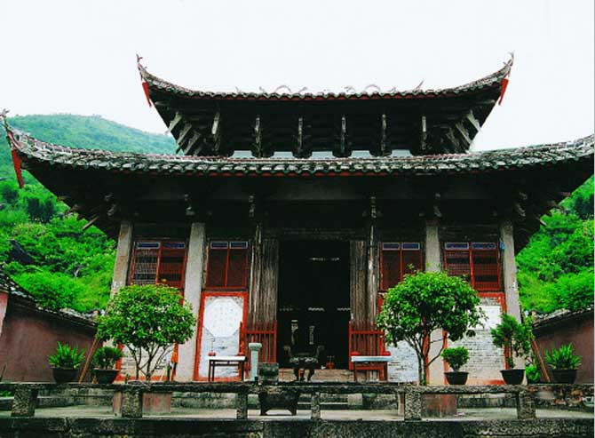 A scenic view of Ningde Shifengsi Guanyinting