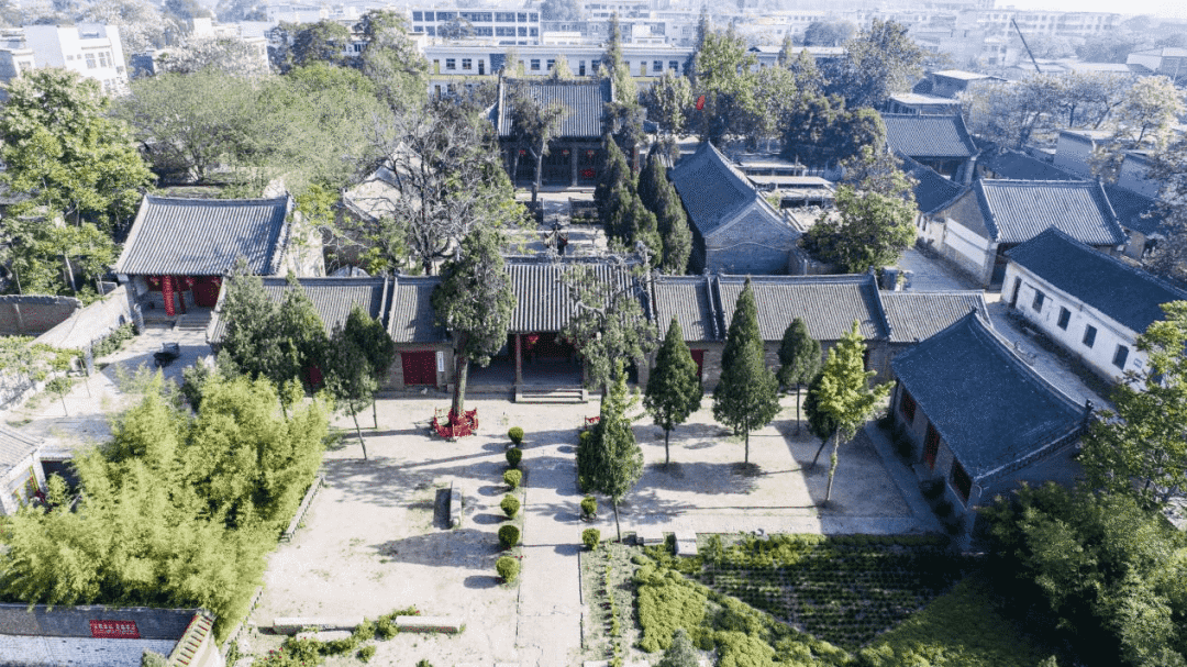 A scenic view of Pingdingshan Jiaxianwenmiao