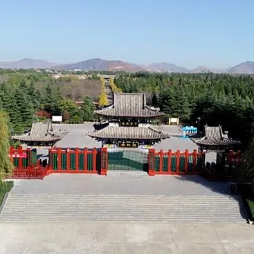 A scenic view of Pingdingshan Sansucihemu
