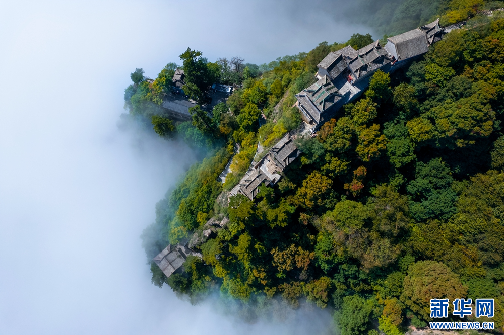 A scenic view of Pingliang Kongtongshan Gujianzhuqun