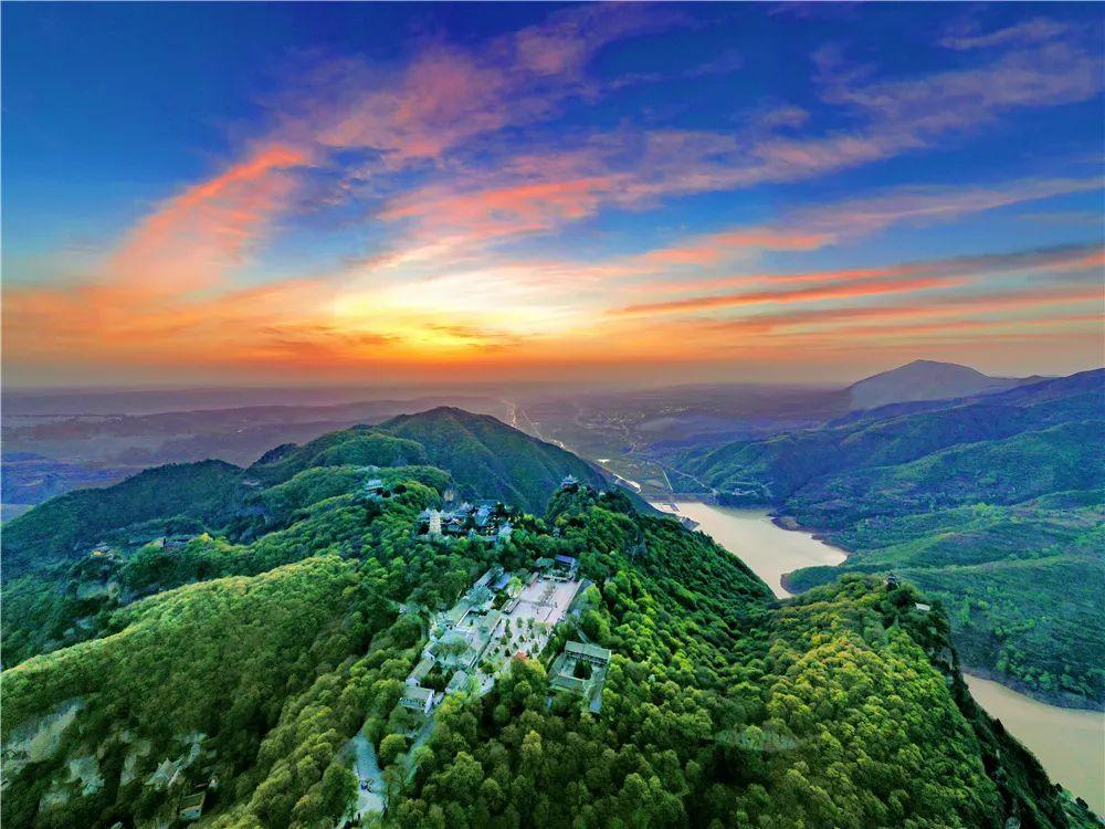 A scenic view of Pingliang Niujiaogou Yizhi
