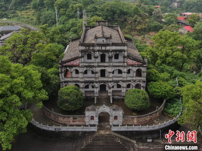 A scenic view of Pingxiang Shenggongci